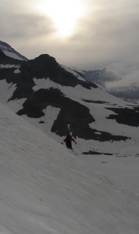 Snowboarding down Whitman Crest in Mount Rainier National Park