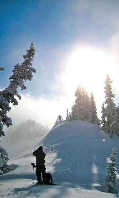 Climbing up to Crown Point in the Crystal Mountain Backcountry