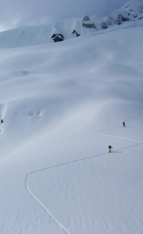 Ski touring up the White Salmon Glacier