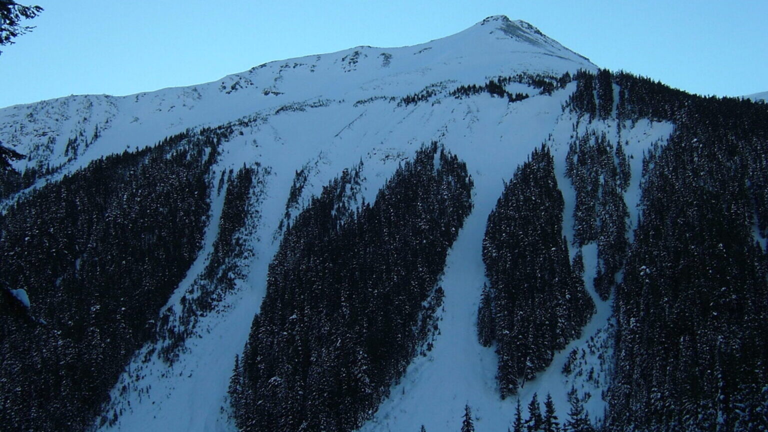 Looking at the North Chutes of Goat Island Mountain