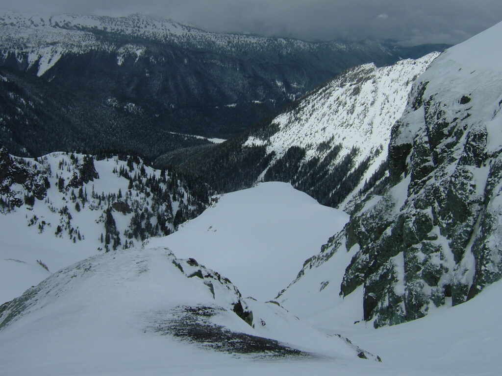 Looking onto the Sarvant Glacier