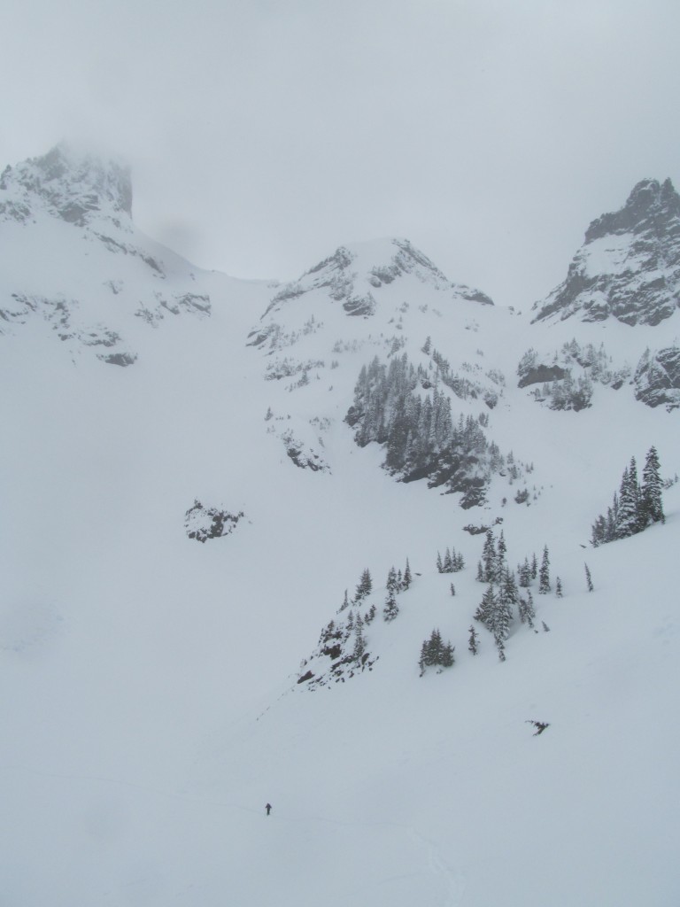 The Cowlitz Chimney in stable powder conditions