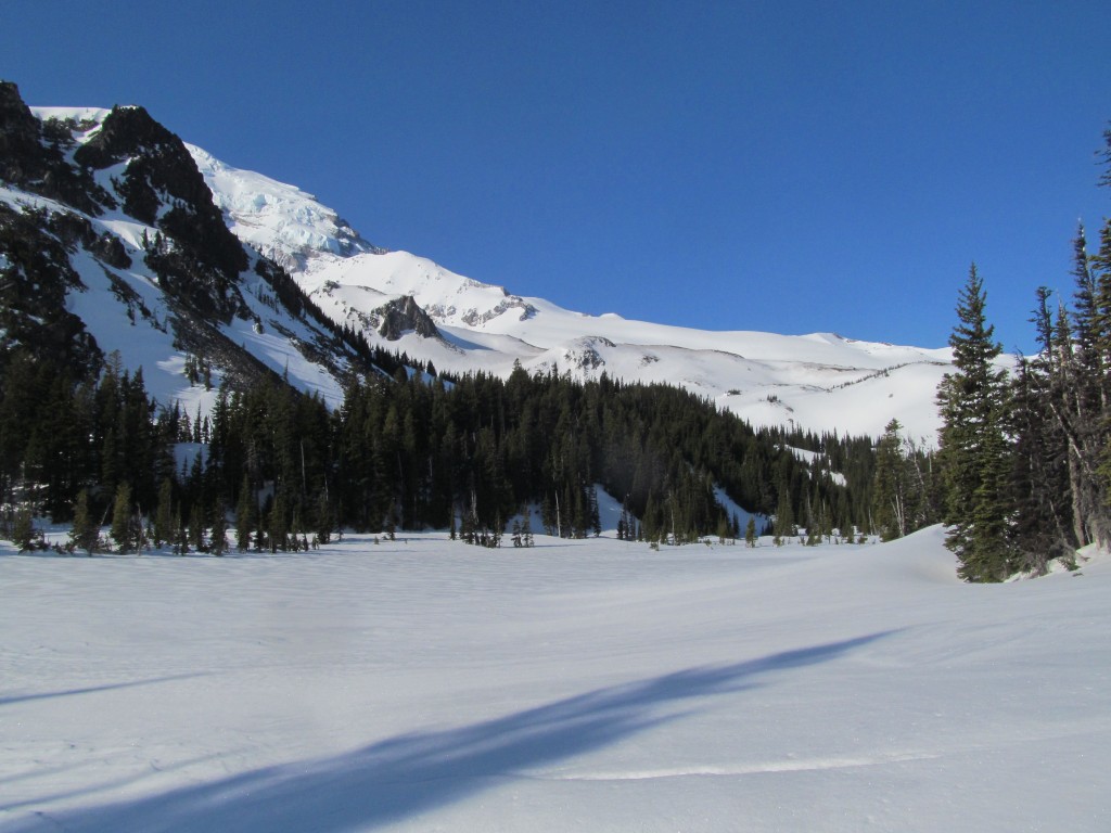 Rainier peaking out behind Mineral Mountain and the expanse of Mystic Lake