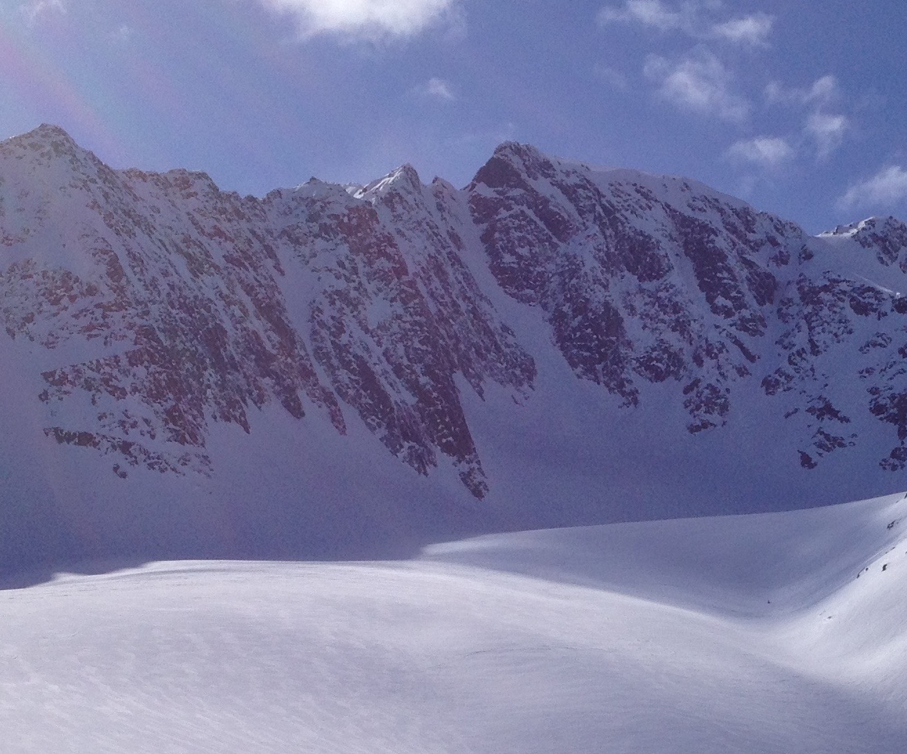 Looking at the North Chute of Store Kjostinden