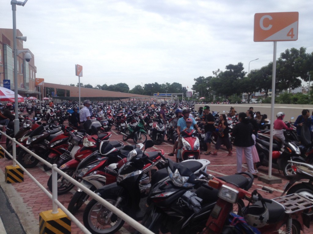 A sea of Mopeds