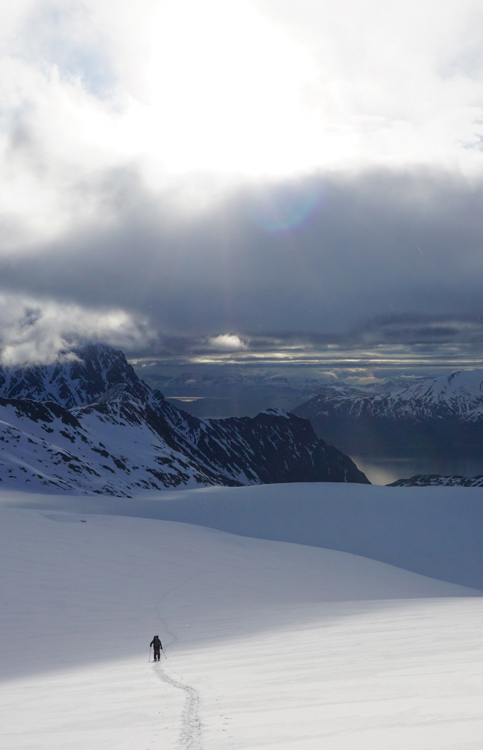 Ski touring up the Strupbeen Glacier