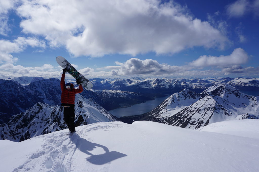 Standing on the summit of Istinden