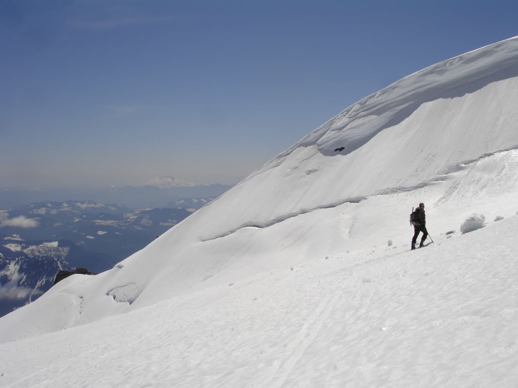 Preparing to ski down to the Nisqually glacier after riding the Fuhrer Thumb