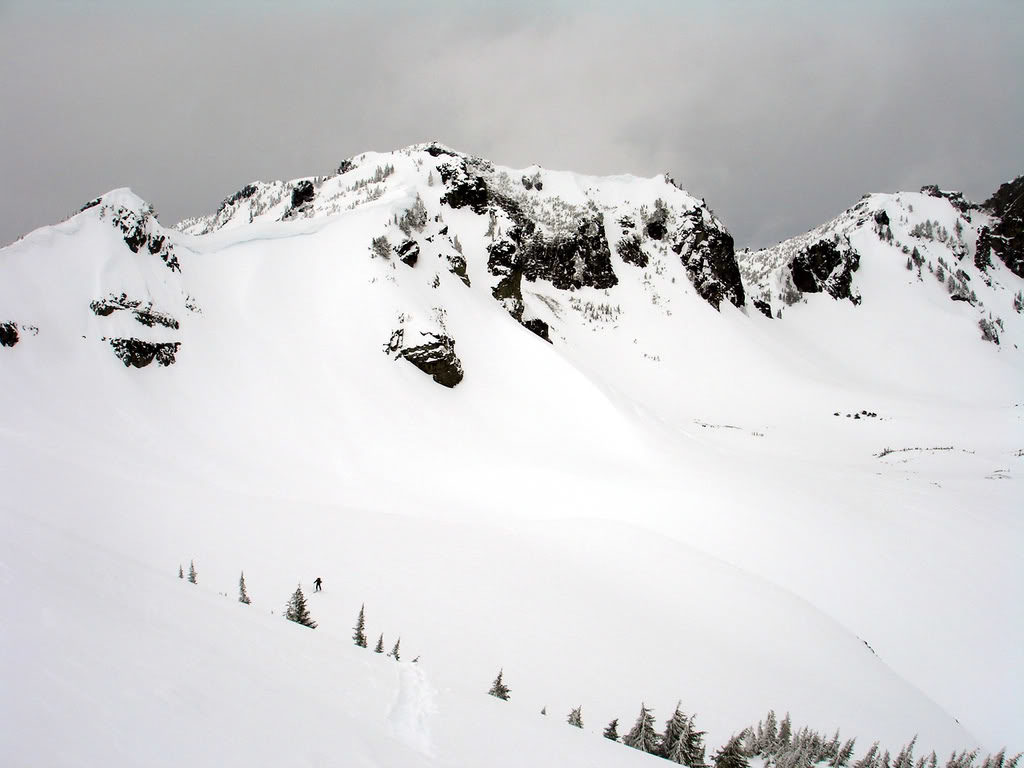 Looking back towards Mist Park on Pleasant Peak in Mount Rainier National Park