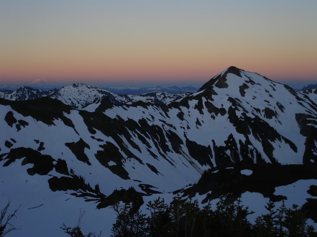 Looking towards White Mountain with Mount Rainier in the distance in Glacier Peak Wilderness