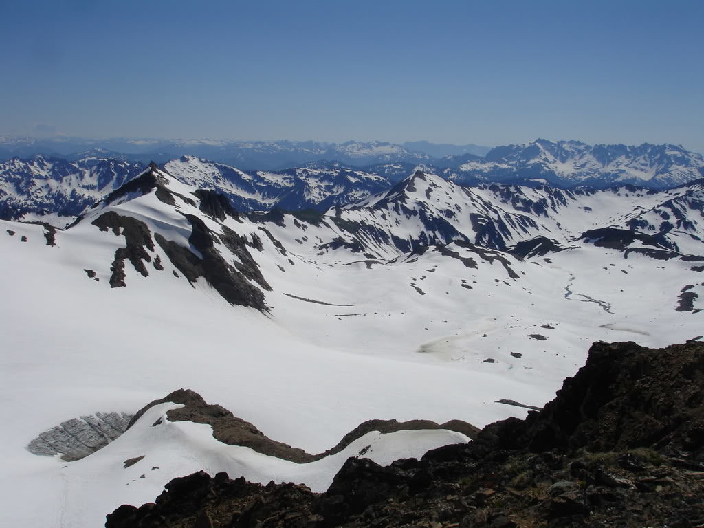 Looking into the White chuck Glacier Basin