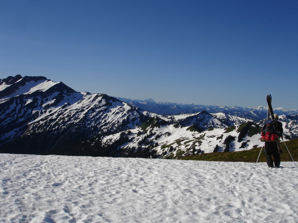 On the saddle looking towards White Pass in Glacier Peak Wilderness