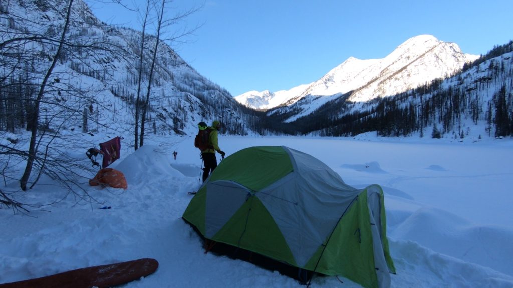 A cold winter morning camping on the shores of Eightmile Lake