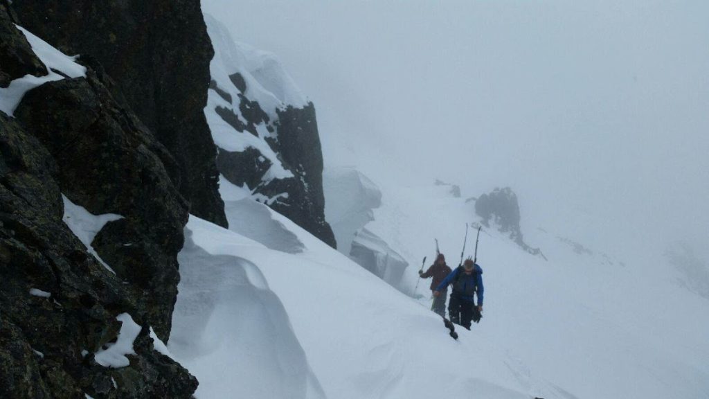 Traversing to the North face of Skyscraper Mountain in Mount Rainier National Park