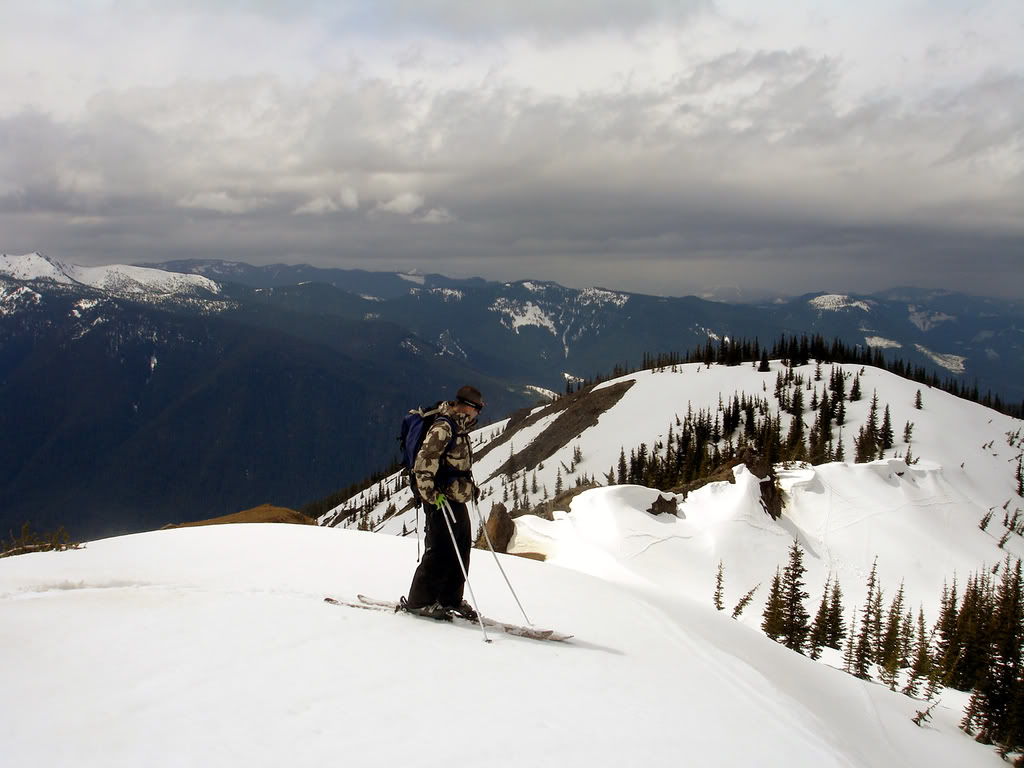 Dan scoping his line on Corral Pass in the Crystal Mountain Backcountry