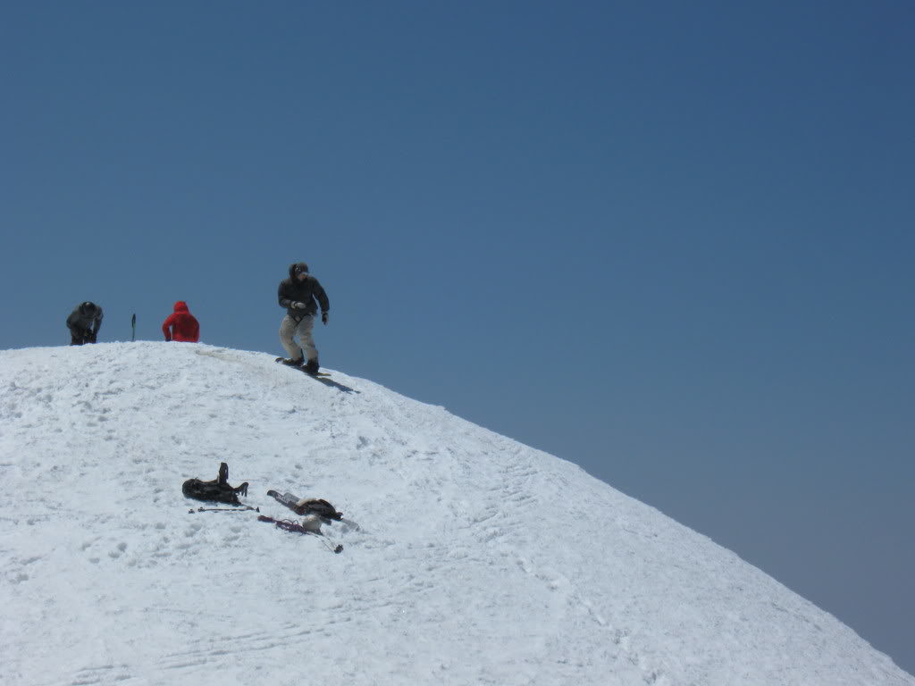 Riding off the summit of Mount Rainier proper before riding down the Emmons Glacier