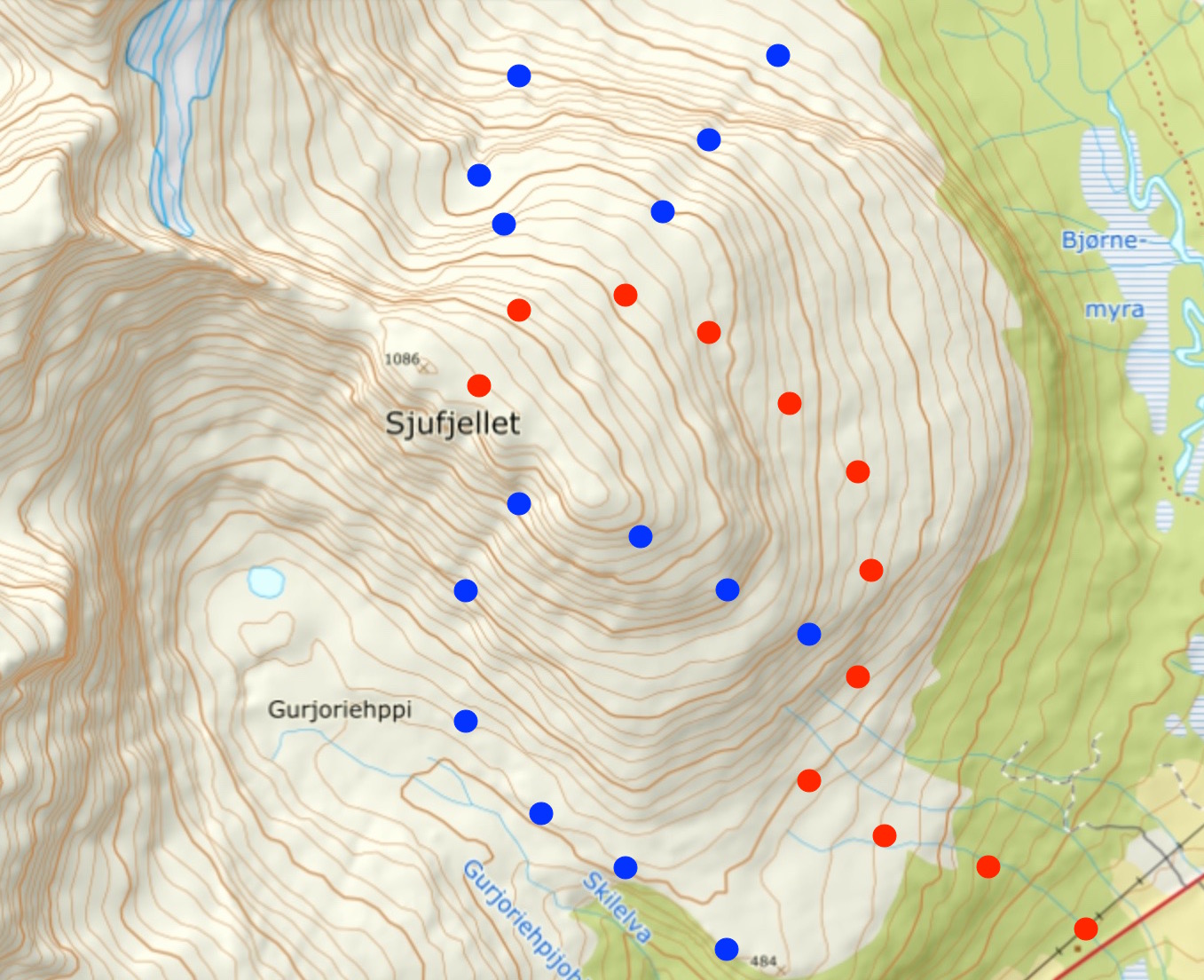 A topographical breakdown of potential ski tours on Sjufjellet in the Tamokdalen backcountry