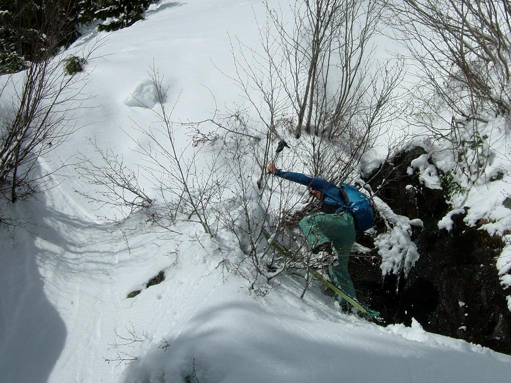 Breaking in a nasty skin track past Fryingpan Creek