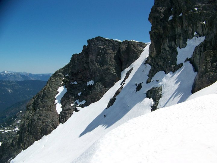 Climbing up Chikamin Peak