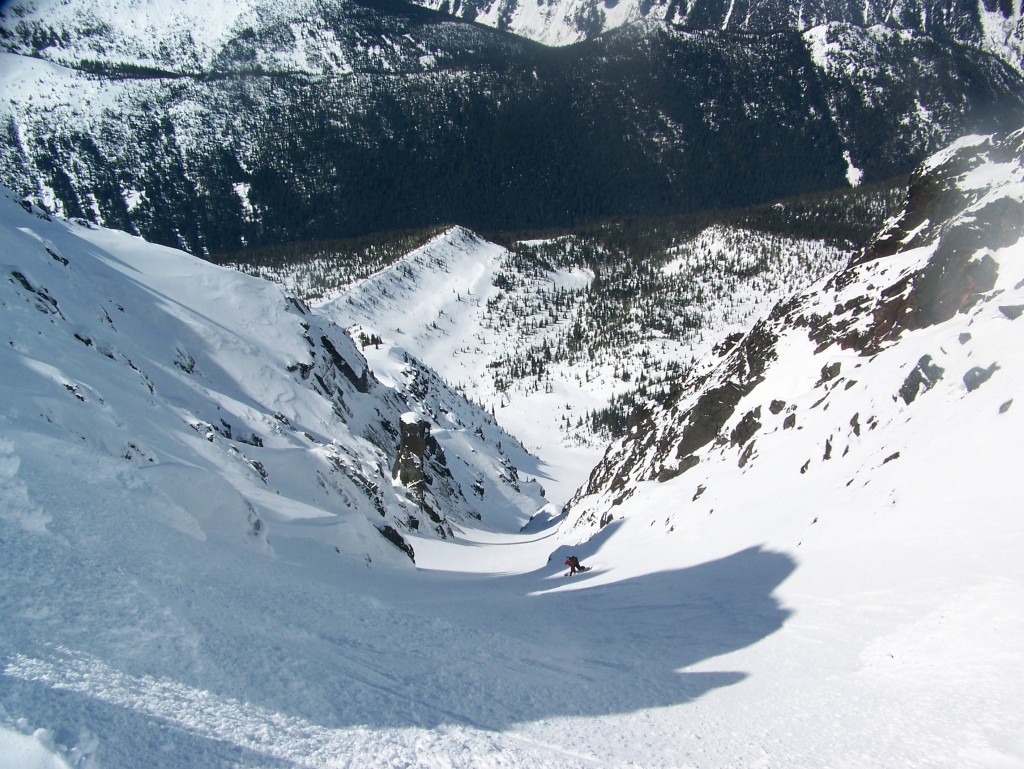 Snowboarding down the Big Chiwaukum Chute in the Chiwaukum Range of Washington State