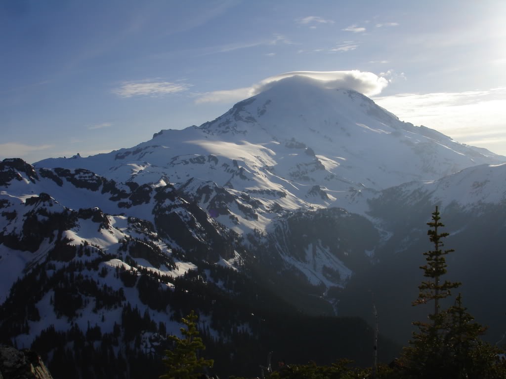 Looking west from the summit of Tamanos