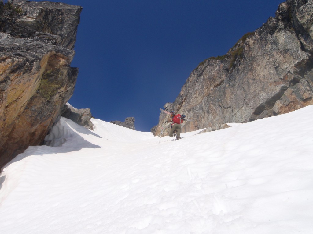 Climbing to the top of Luna Peak