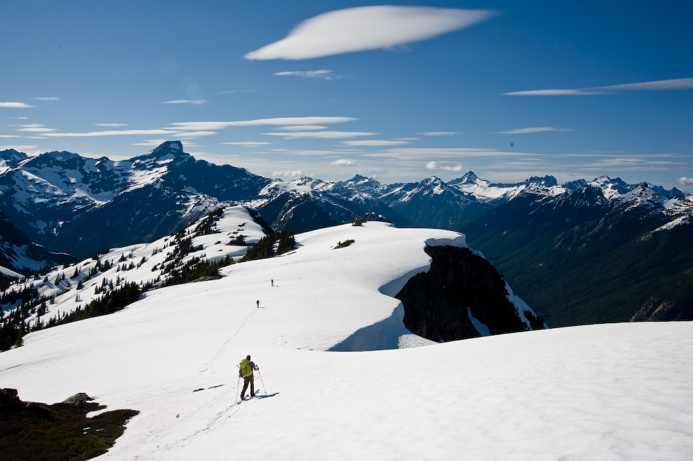 heading into the Southern Pickets on Stetattle Ridge