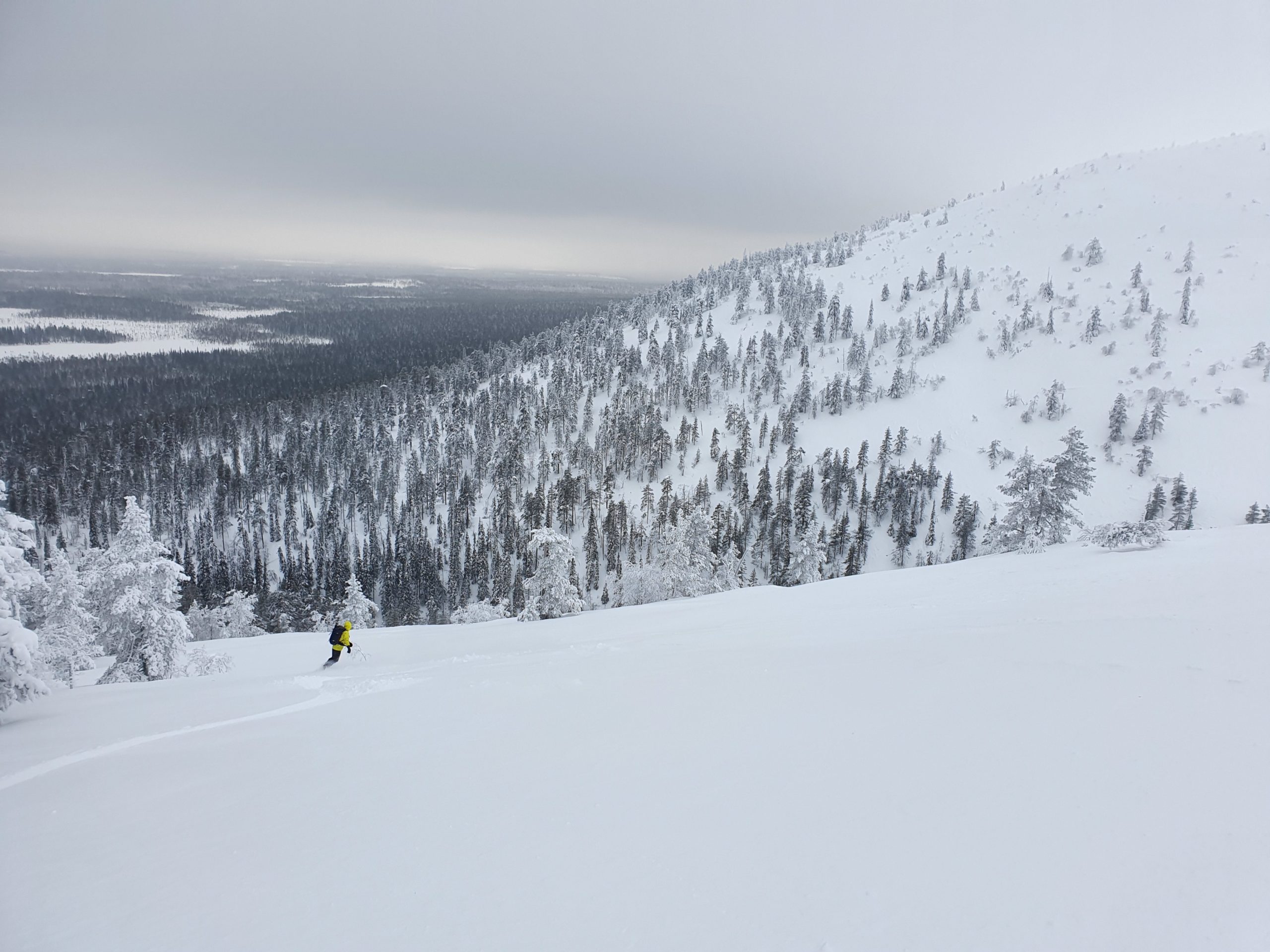 Pyhä Backcountry Ski tour Backcountry snowboarding Northern Finland 031