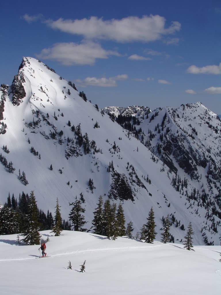 Jason ski touring with Red Peak in the background