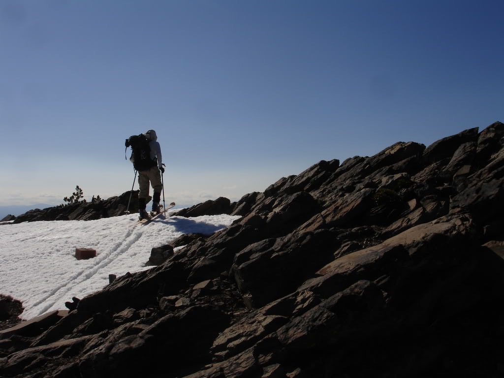 Amar skinning to the summit Ridge