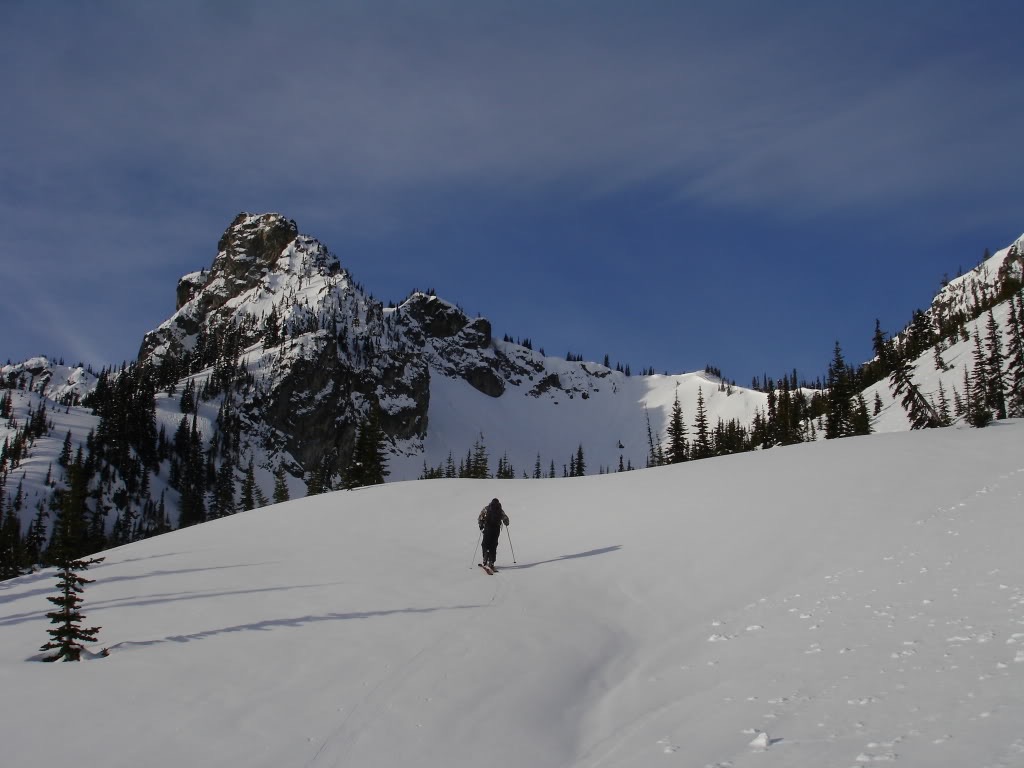 Ski touring in Crystal lakes Basin to the low col in the Background