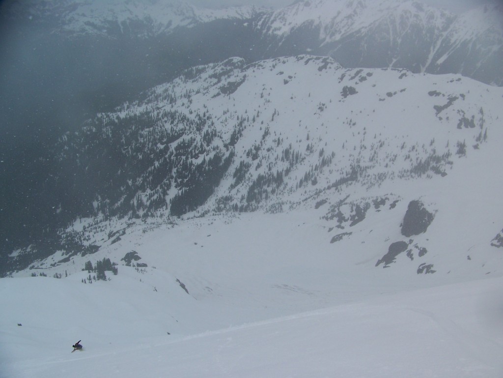 Snowboarding down the White Salmon Glacier