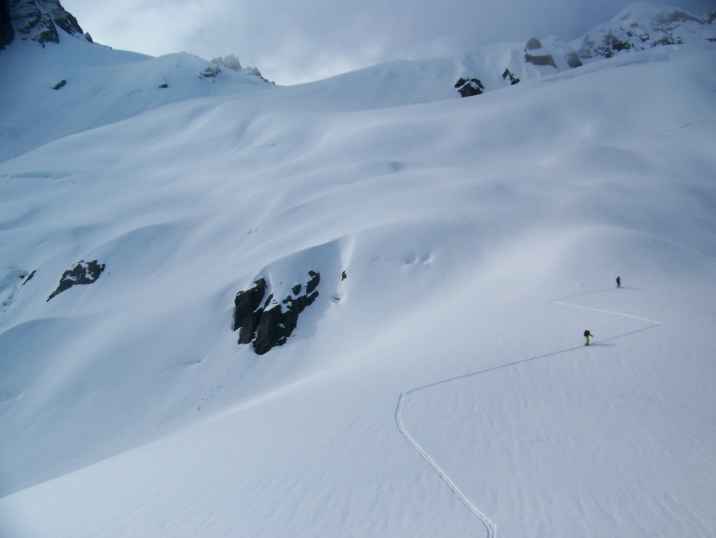Ski touring on to the White Salmon Glacier of Mount Shuksan