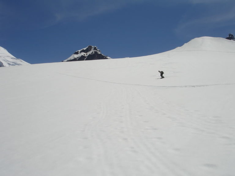 Snowboarding off Skyline Ridge