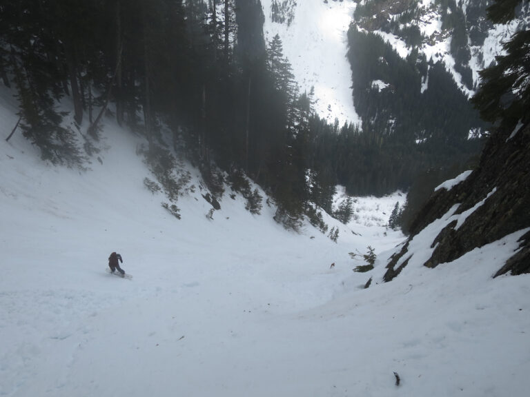 Snowboarding down the Kendall Chutes in the Snoqualmie Pass Backcountry
