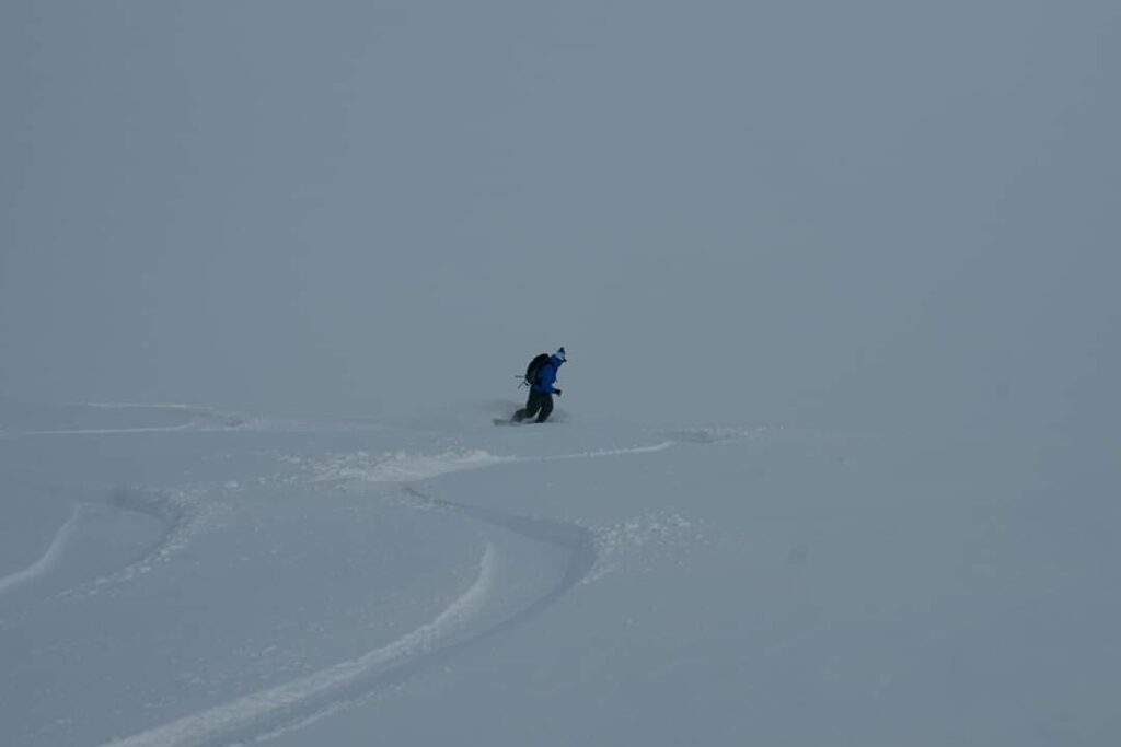 Amazing powder and white out condition on the Emmons Glacier