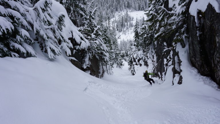 Snowboarding down before our last ski back to Stevens Canyon Road on the Tatoosh Traverse