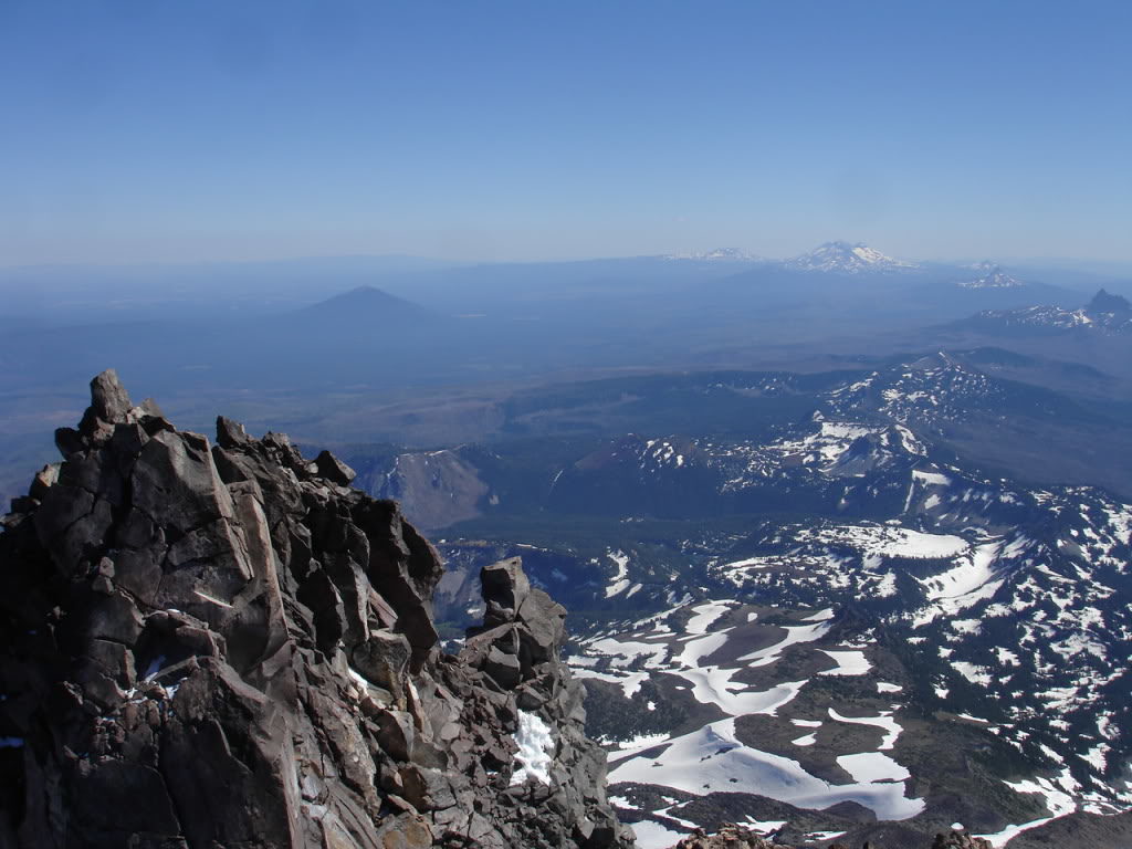 Standing on the summit of Mount Jefferson looking South at the Oregon Volcanoes