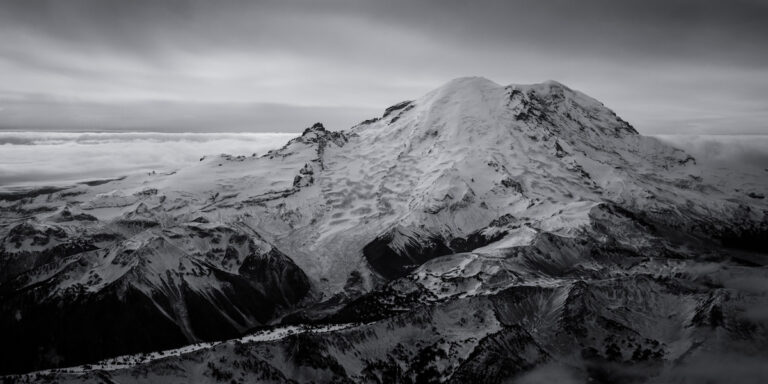Scenic photo of Mount Rainier for ski touring