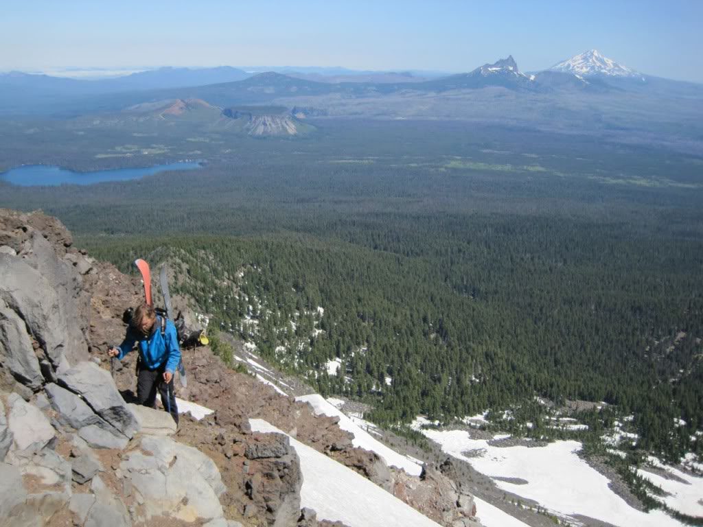 Climbing up Mount Washington with Mount Jefferson in the distance