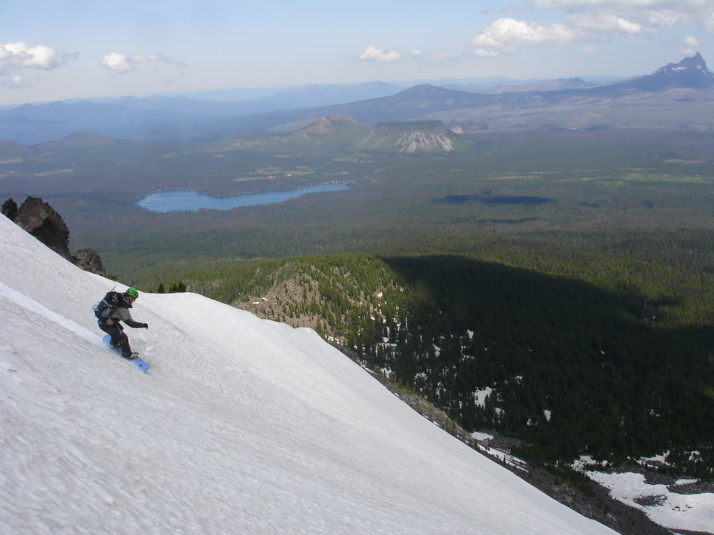 Snowboarding down the east side of Mount Washington