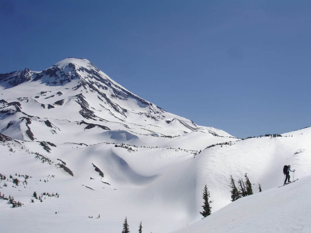 Heading towards the south ridge of the Middle Sister with the South Sister in the background