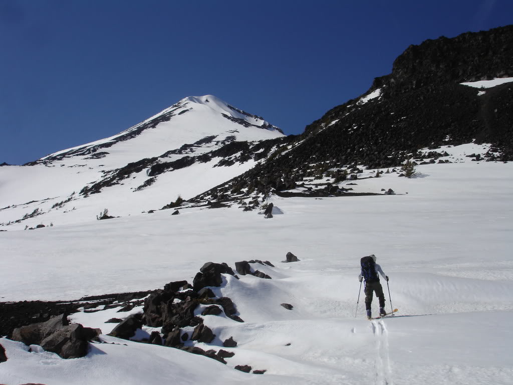 Ski touring in the Three Sisters Wilderness
