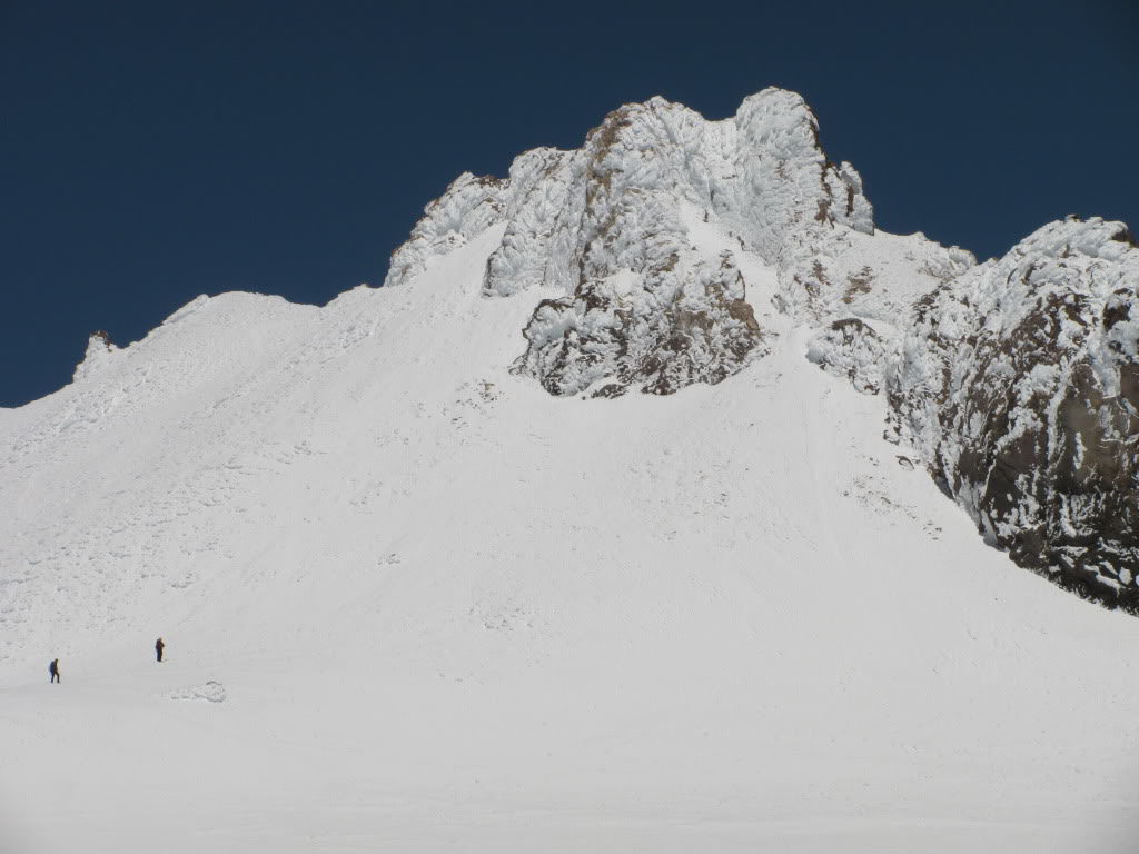 The final climb to the summit of Mount Shasta