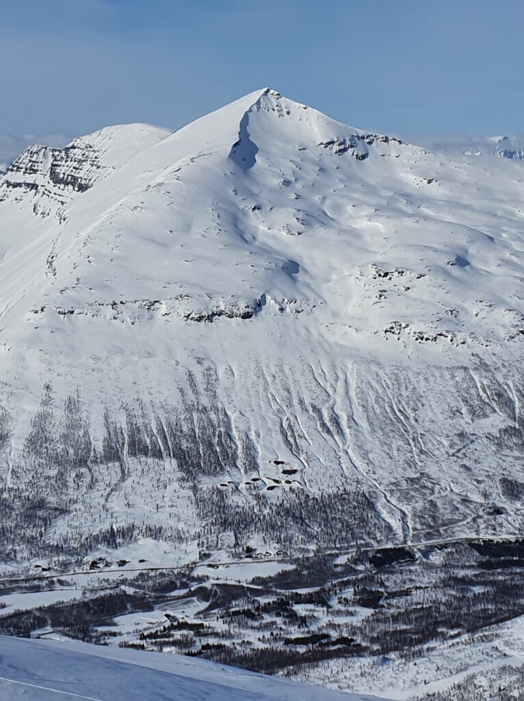 Looking at the entire Southern face of Blåbaerfjellet in the Tamokdalen valley of Arctic Norway