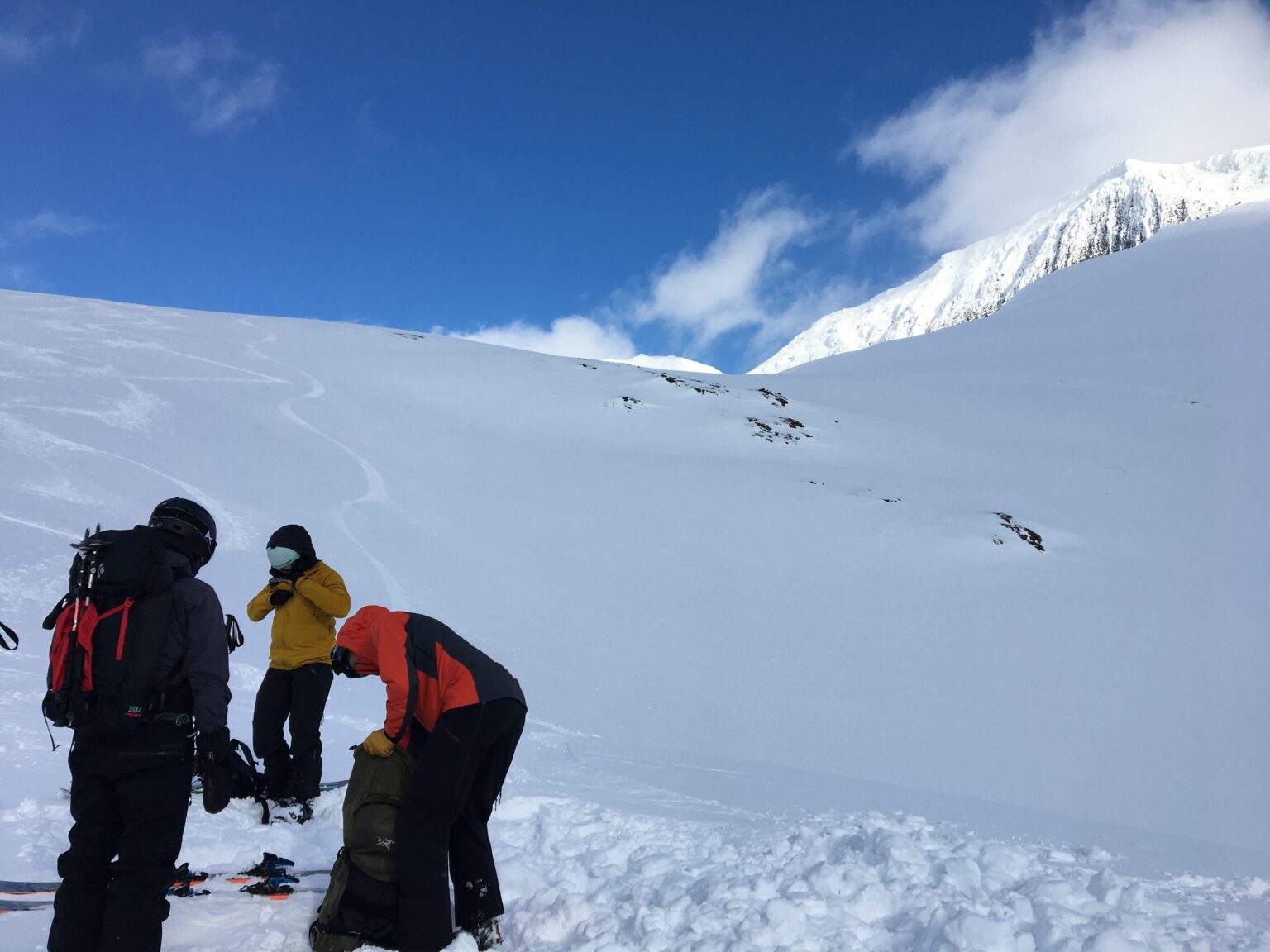 Arriving back to the lower basin and planning a link up of Rostakulen and Midteraksia