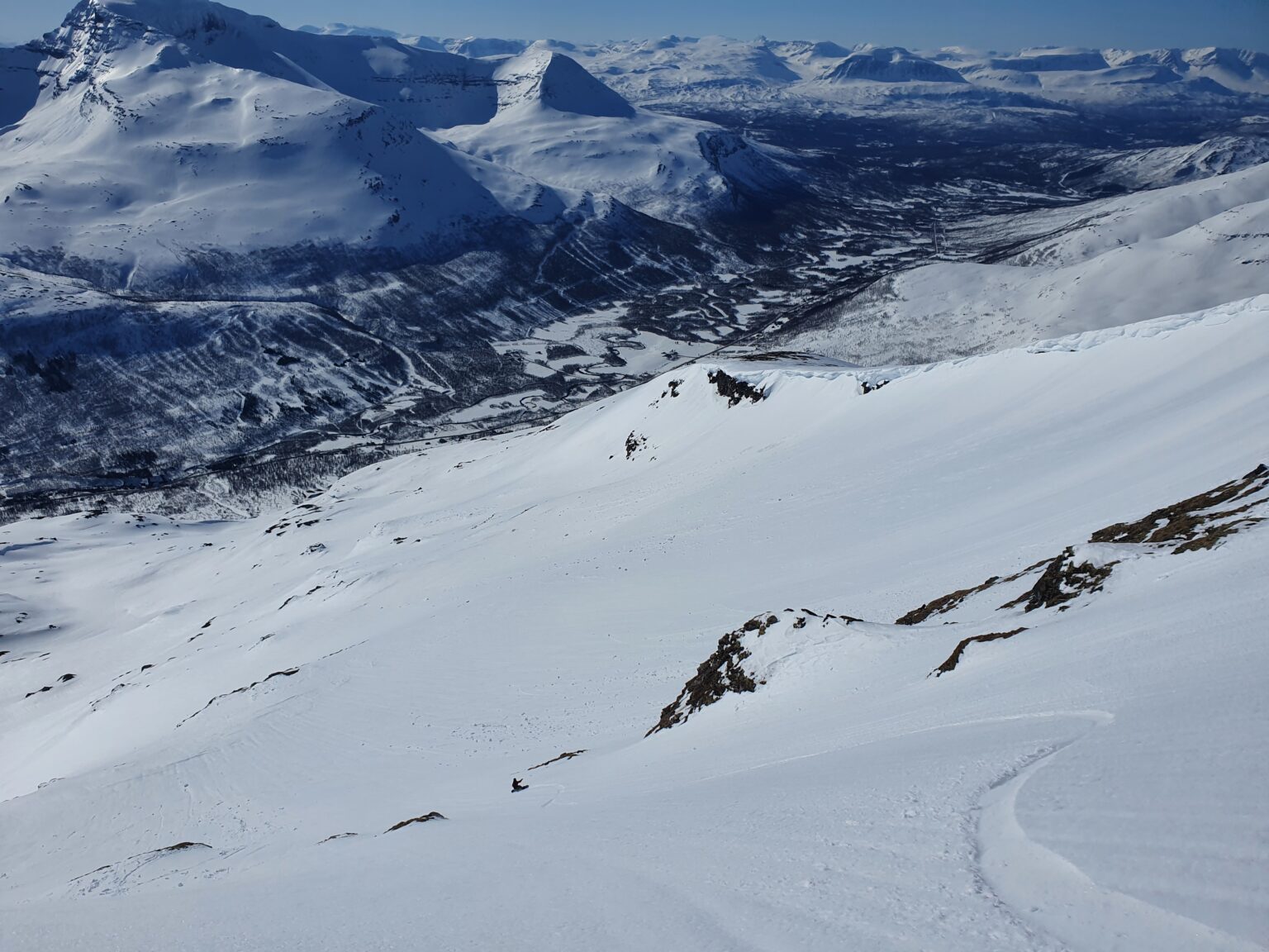 Lower down on the south face of Blåbærfjellet