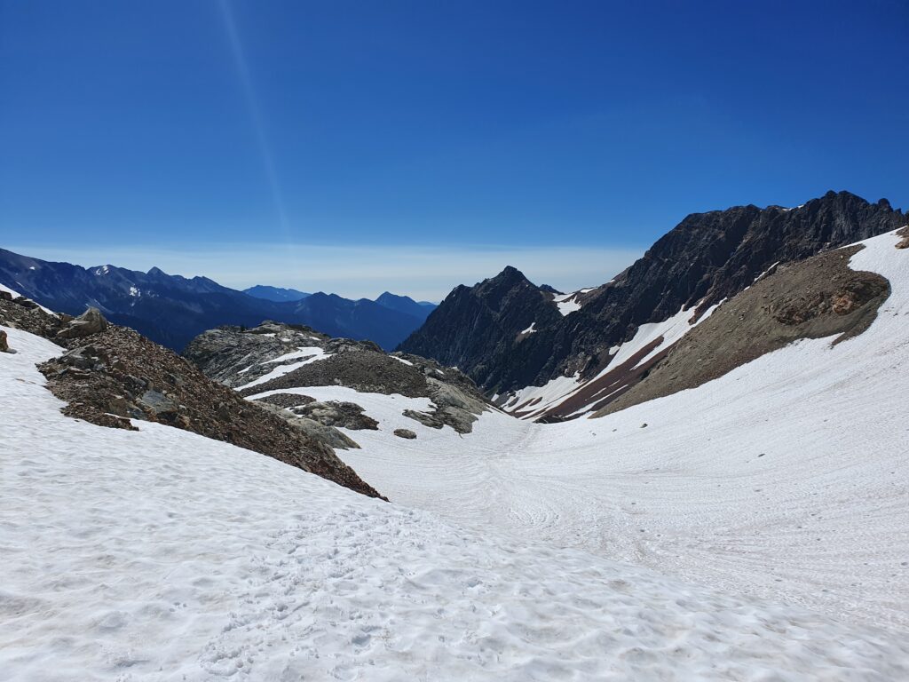 Looking down at the Spider Gap trail once arriving onto the ridge