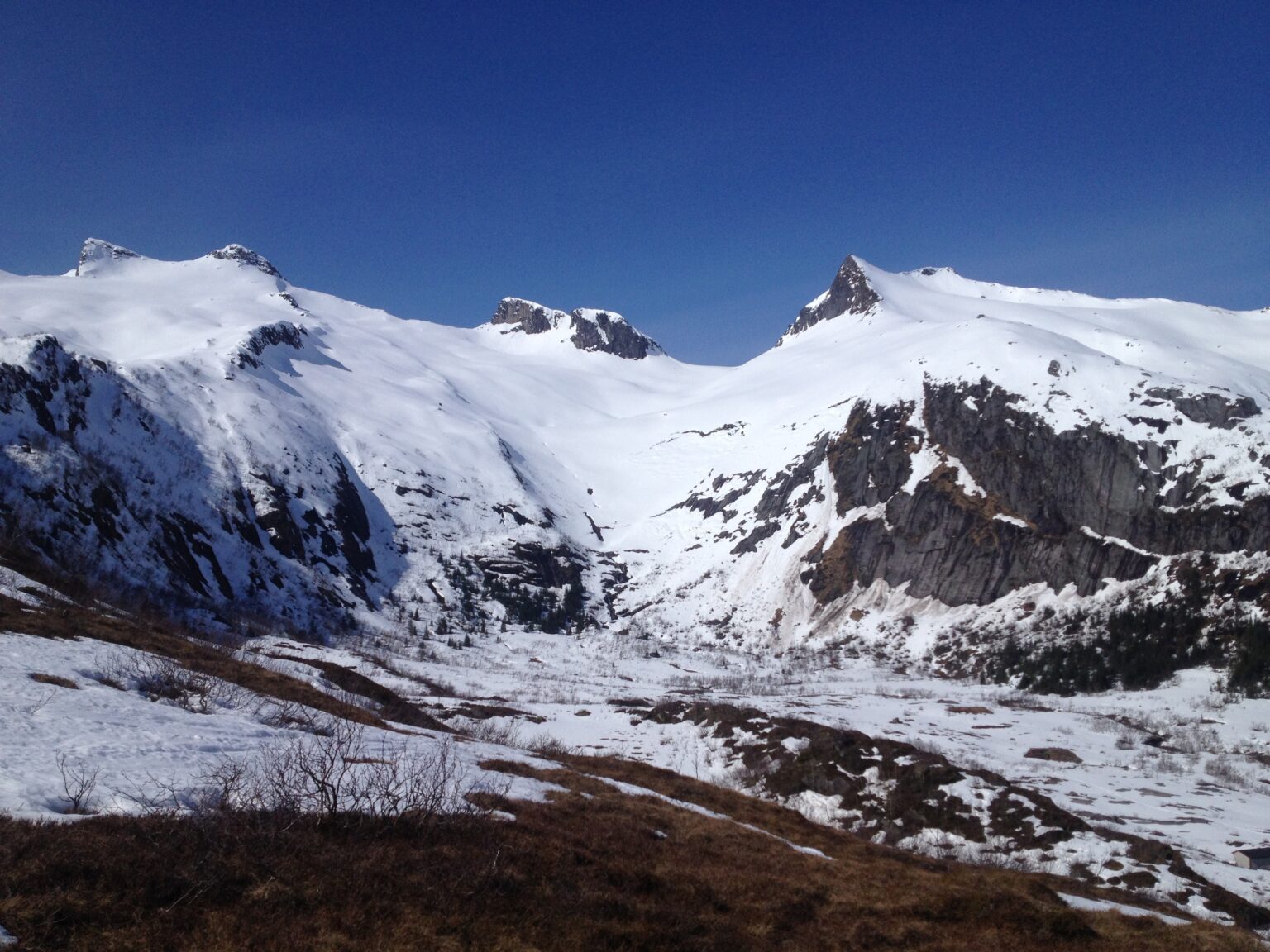 Looking out towards Fløya Peak