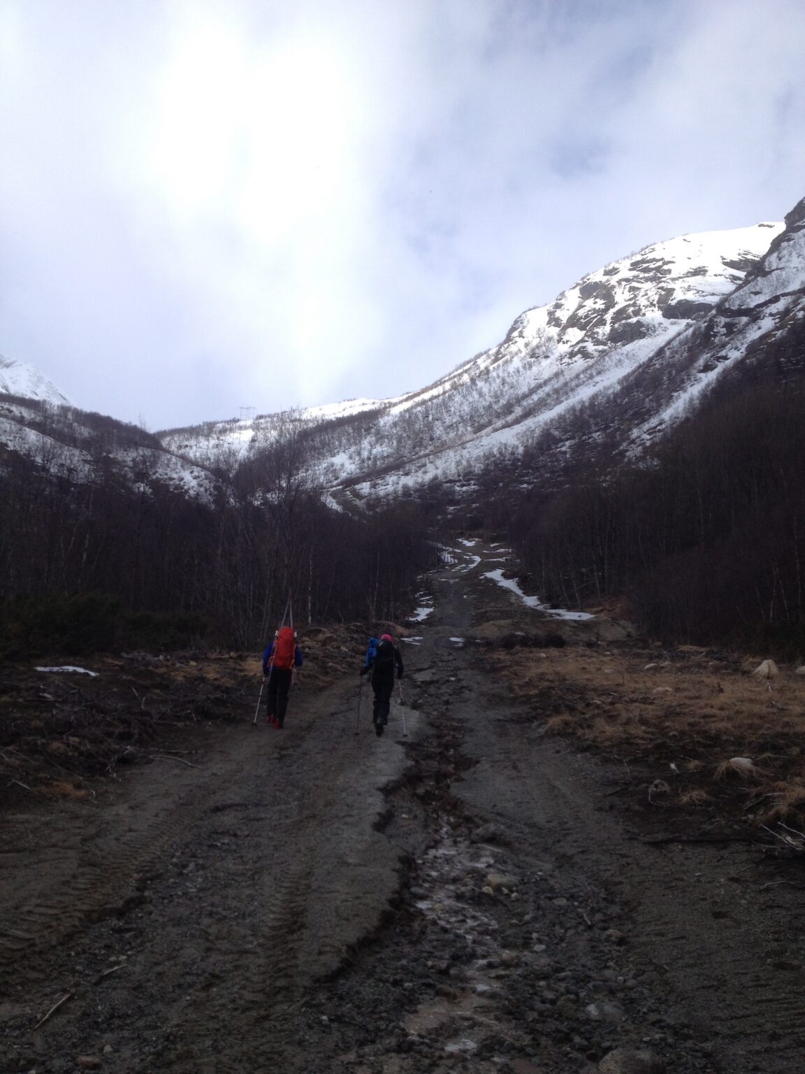 Hiking up the road to the base of Gangnesaksla